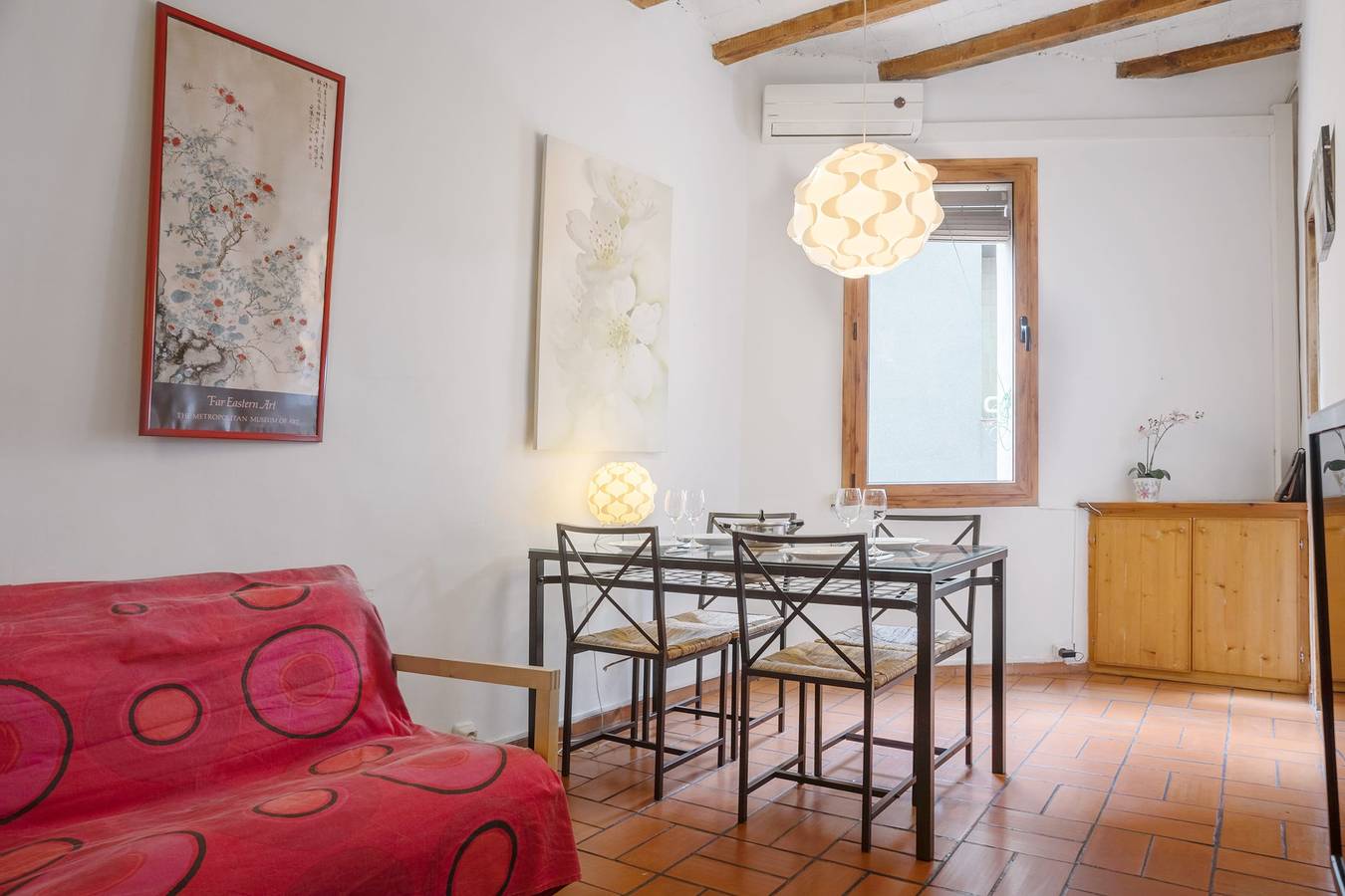 Ganze Wohnung, Ferienwohnung für 4 Personen mit Balkon/Terrasse in Barcelona Zentrum, Barcelona