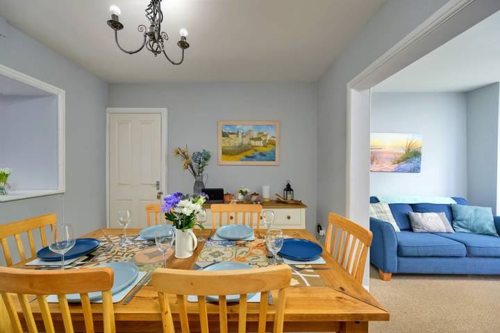 Villa for 6 people, with terrace and garden in Wales