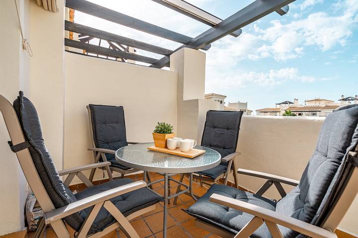Appartement entier, 40. Comfortable apartment next to Puerto De La Duq in Sabinillas, Manilva