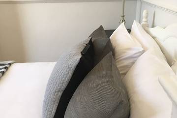Apartment for 4 People in Cheltenham, The Cotswolds, Photo 1