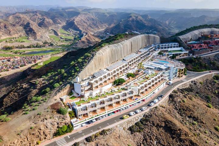Appartamento per 4 persone, con Terrazza e Giardino nonché Piscina e Panorama a Playa de Amadores