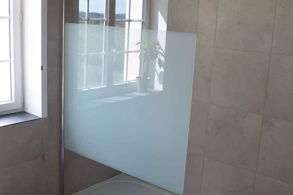 Una vista impresionante @ Aux Volets Bleus en Mark y Sylvie in Rouffignac-Saint-Cernin-de-Reilhac, Périgord Noir