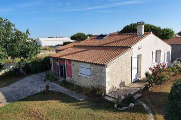 Location de vacances pour 5 personnes, avec jardin dans Port de la Cotinière