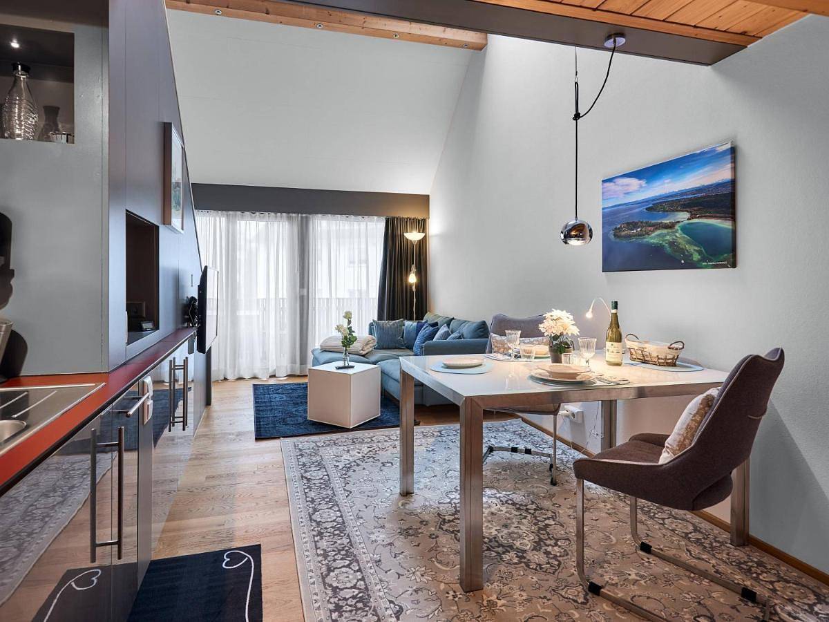Ganze Wohnung, Seeglueck Seediamant - Moderne Maisonette-Wohnung mit Balkon und Parkplatz in Seenähe in Konstanz-Dingels-Dorf in Konstanz, Obersee (Bodensee)