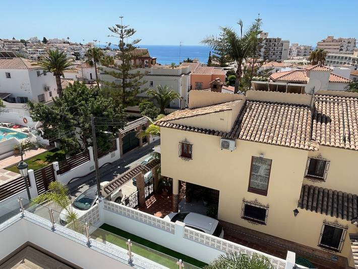 Villa Concha Blanca in Playa de Burriana, Nerja
