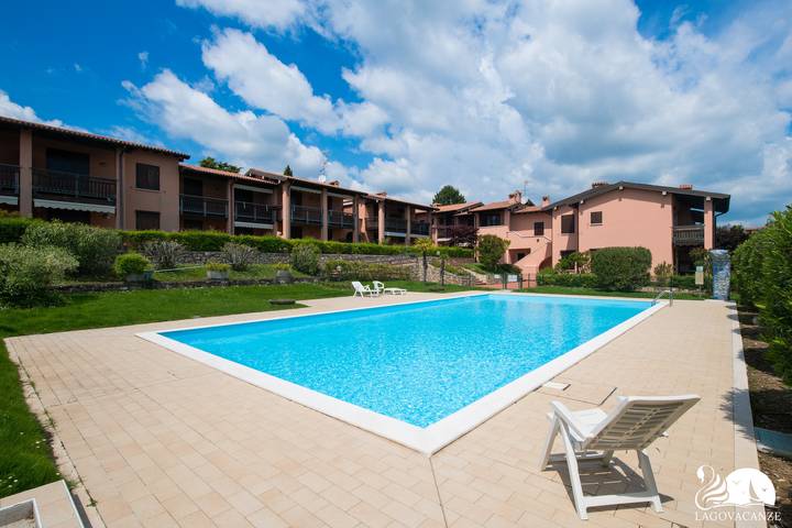 Ferienwohnung für 5 Personen, mit Garten und Seeblick sowie Balkon in Soiano del Lago - 2