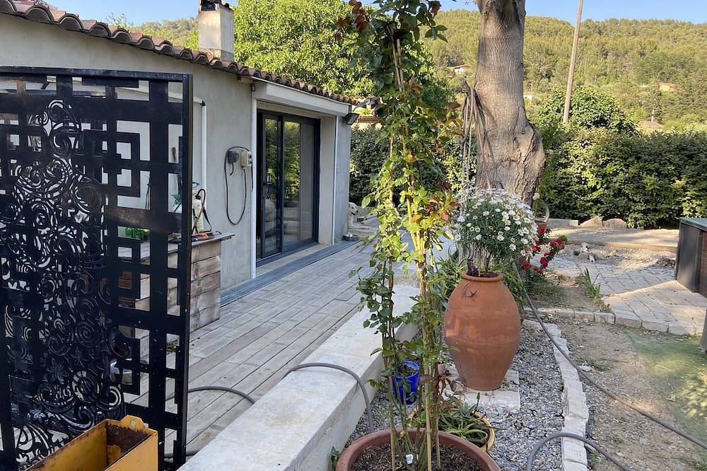 Quiet cottage with garden in Draguignan, Draguignan regionen