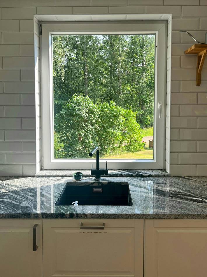 Sjöstuga med privat strand i Sörmland in Nyköping kommun