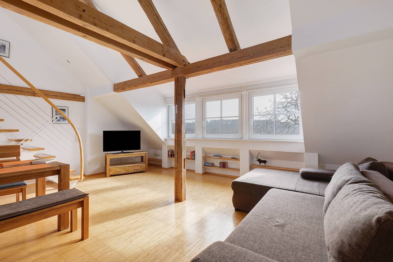 Ganze Wohnung, Ferienwohnung 'Birkethof Romantik' mit gemeinsamer Terrasse, privatem Garten und Wi-Fi in Grimoldsried, Mickhausen