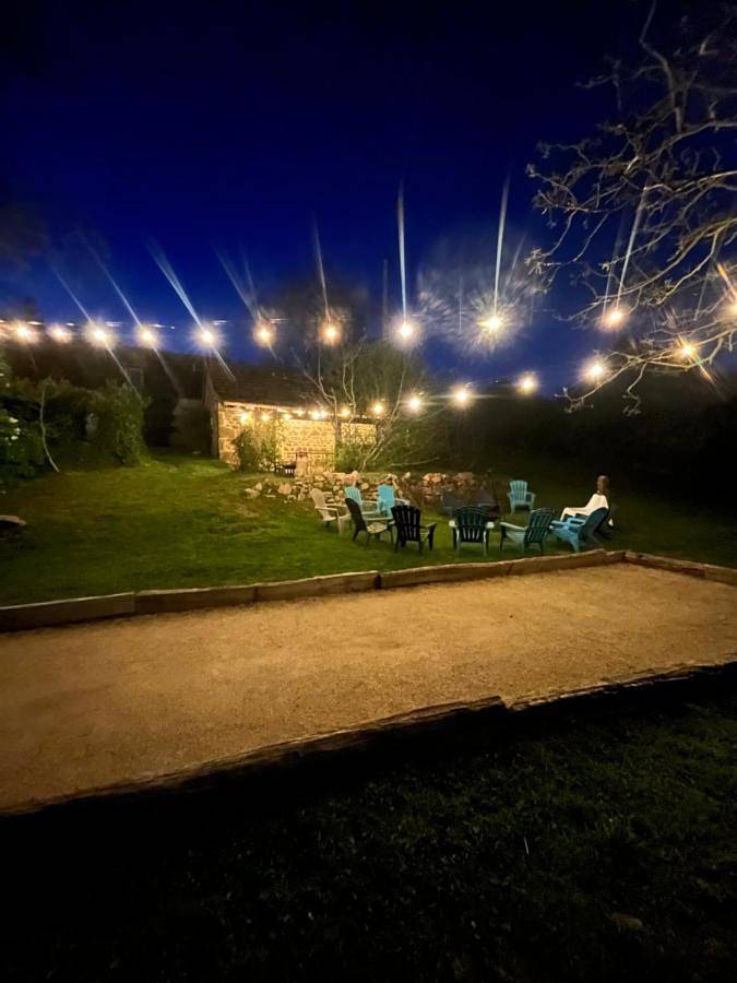 Location de vacances pour 14 personnes, avec vue ainsi que piscine et jardin à Saint-Marcelin-de-Cray - 3