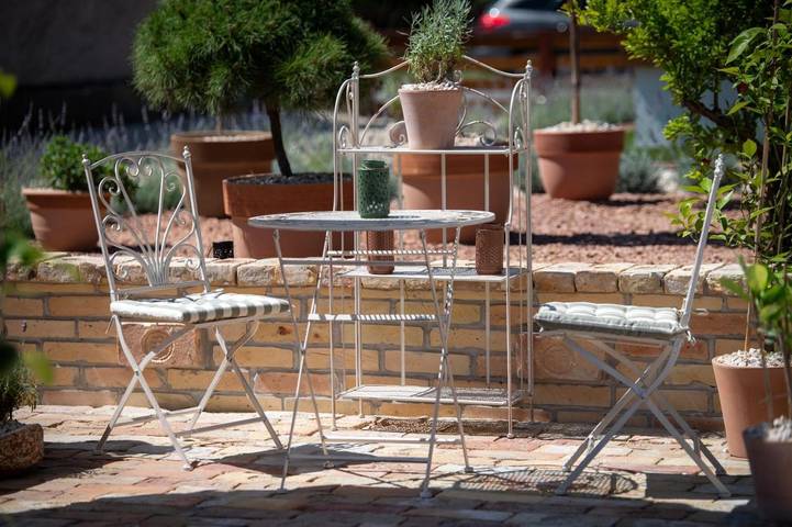 Apartament wakacyjny dla 4 osób, z jacuzzi i sauna oraz ogród w Tokaj