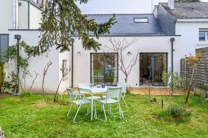 Location de vacances pour 10 personnes, avec terrasse et jardin à Vannes - 3