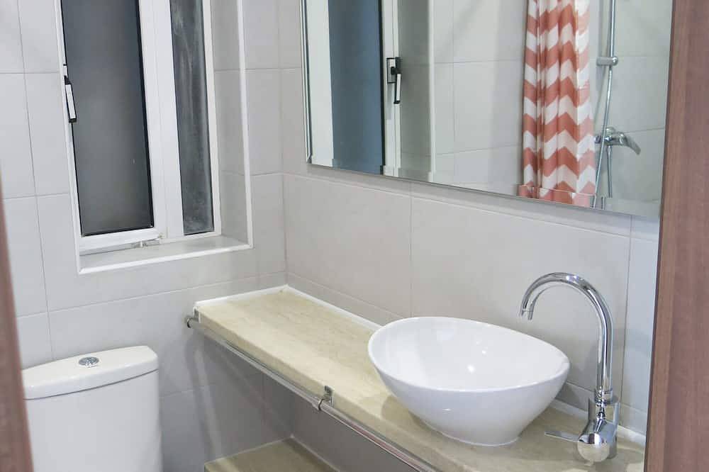 Ganze Wohnung, Modern, well equipped 2 bedroom penthouse, terrace with stunning harbour view. in Marsaskala, Insel Malta