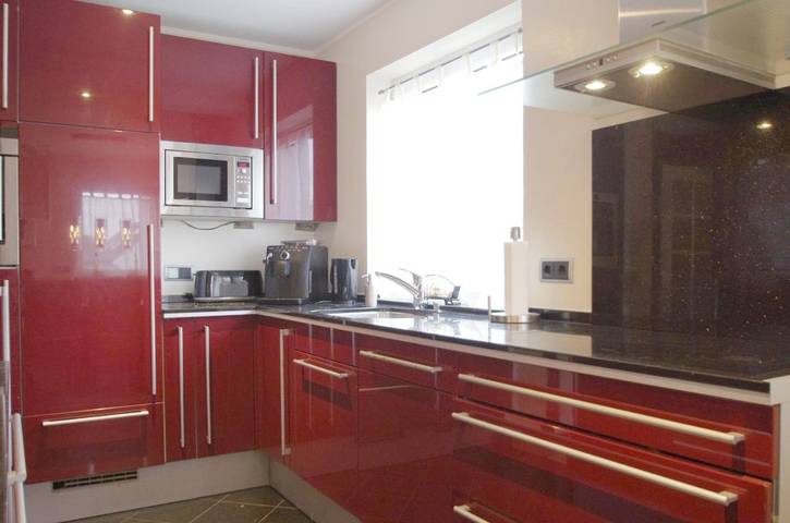 Ferienwohnung für 9 Personen, mit Balkon und Terrasse sowie Ausblick in Bad Godesberg
