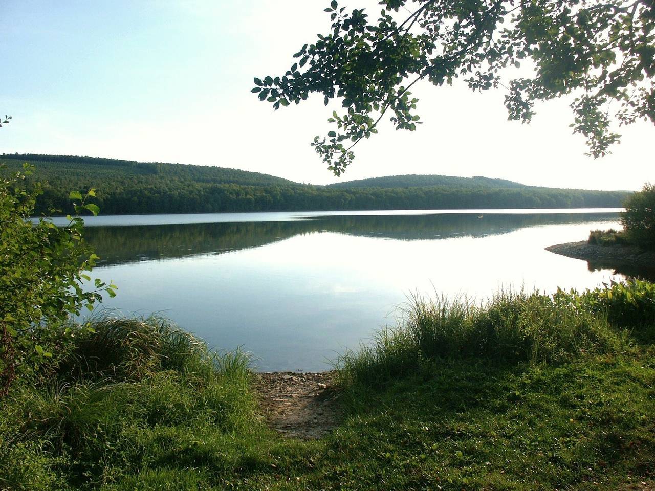 Lac des Vieilles-Forges in Les Mazures, Parc naturel régional des Ardennes