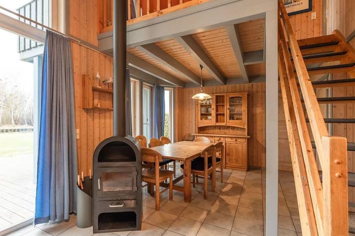 Ferienhaus für 8 Personen, mit Sauna und Seeblick sowie Garten, mit Haustier in Rechlin - 4