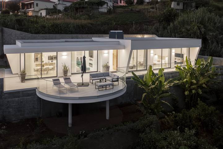 Glamping para 6 pessoas, com varanda e piscina e ainda jardim em Portugal