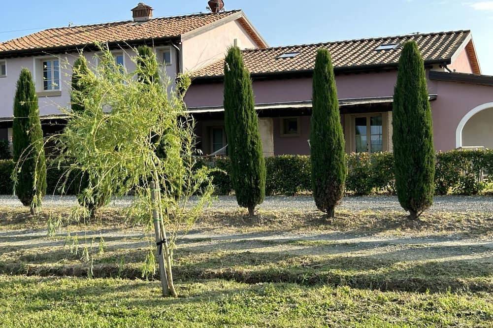 Ganze Wohnung, Cantine, two-bedroom terraced house Plus in Mazzanta, Etruskische Küste