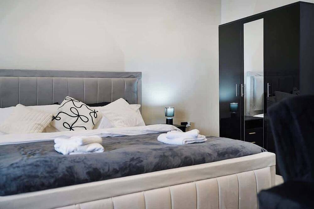 Appartement entier, Modern City Apartment | Sleeps 4 by Stay With Us in Westhoughton, Bolton