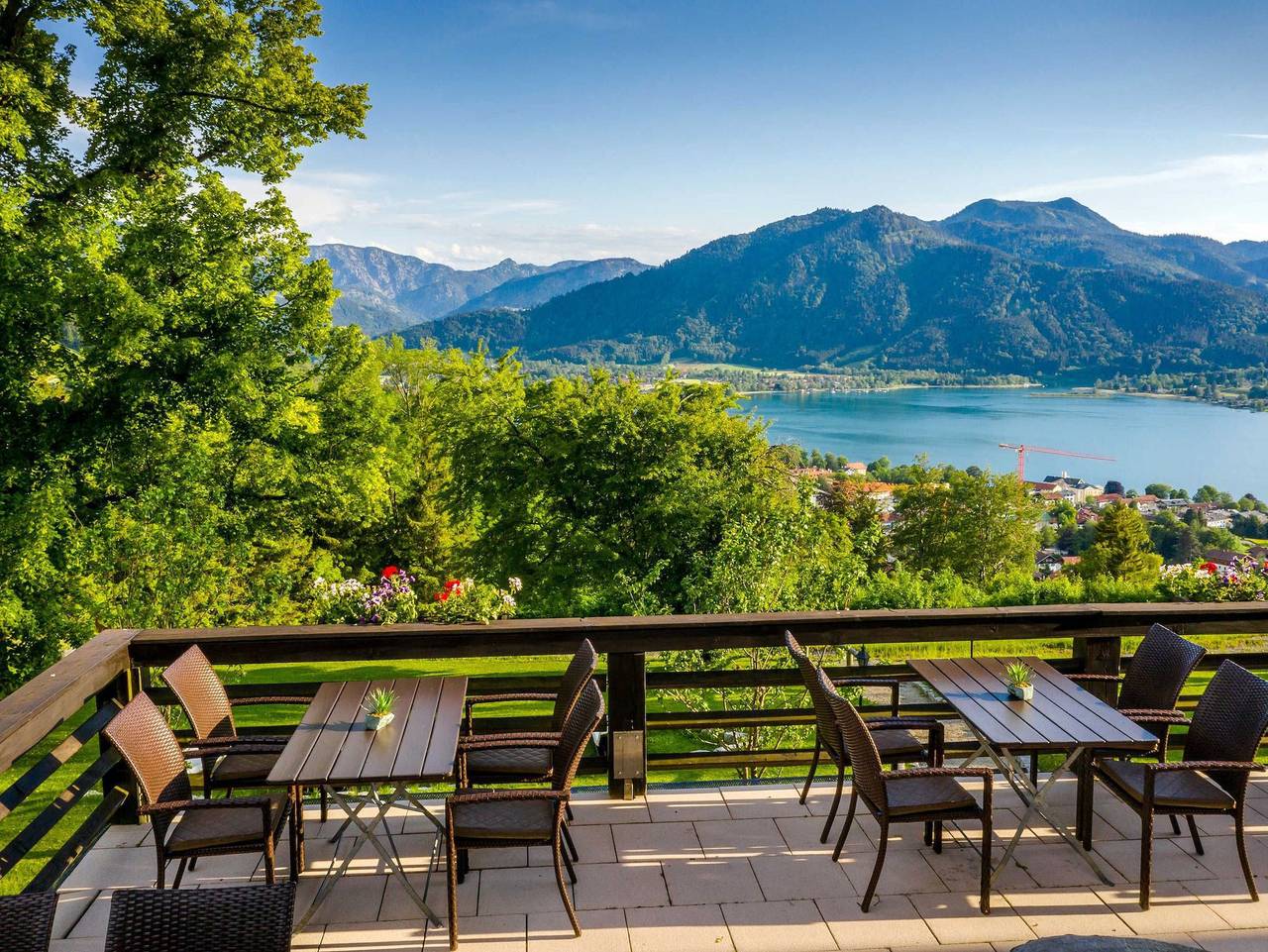 Der Westerhof - Hotel in Tegernsee - Doppelzimmer Budget Berghaus (nur als Ez buchbar) in Bayerische Alpen