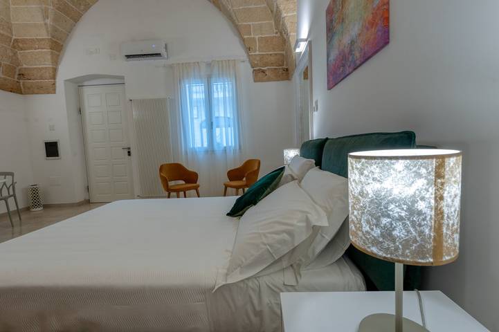 Entire apartment, Holiday Apartment "The Secret Door 10" with Private Terrace & Wi-Fi in Cellino San Marco, Salento