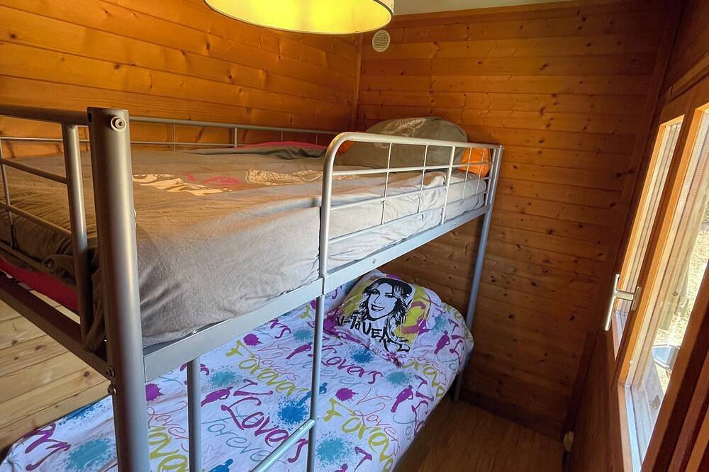 Chalet Mobile Climatisé Proche des Plages Animaux Acceptés in Pia, Côte d'Améthyste