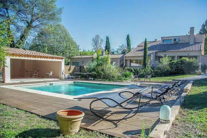 Casa de vacaciones para 8 personas, con jardín y piscina, Se admiten mascotas - 1