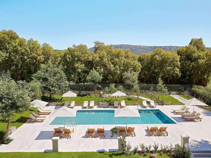 Appart’hôtel pour 3 personnes, avec Balcon ainsi que Jardin et Piscine