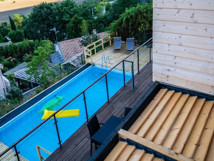Maison de vacances pour 4 personnes, avec Balcon ainsi que Terrasse et Piscine
