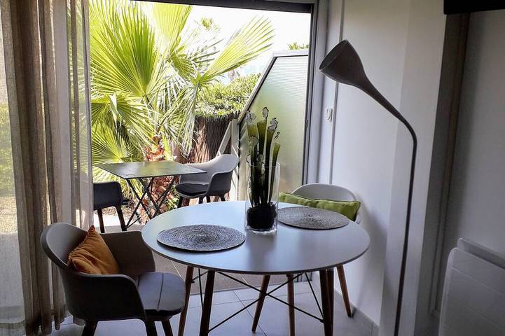 Gîte pour 2 personnes, avec jardin et terrasse dans Plage de Bonne Grace