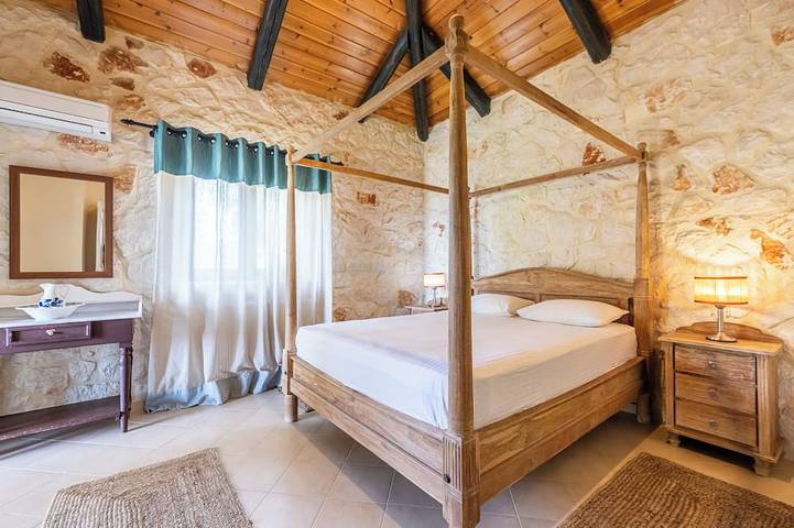 Aliki Villa - Country house with private swimming pool and view in Bochali, Zante