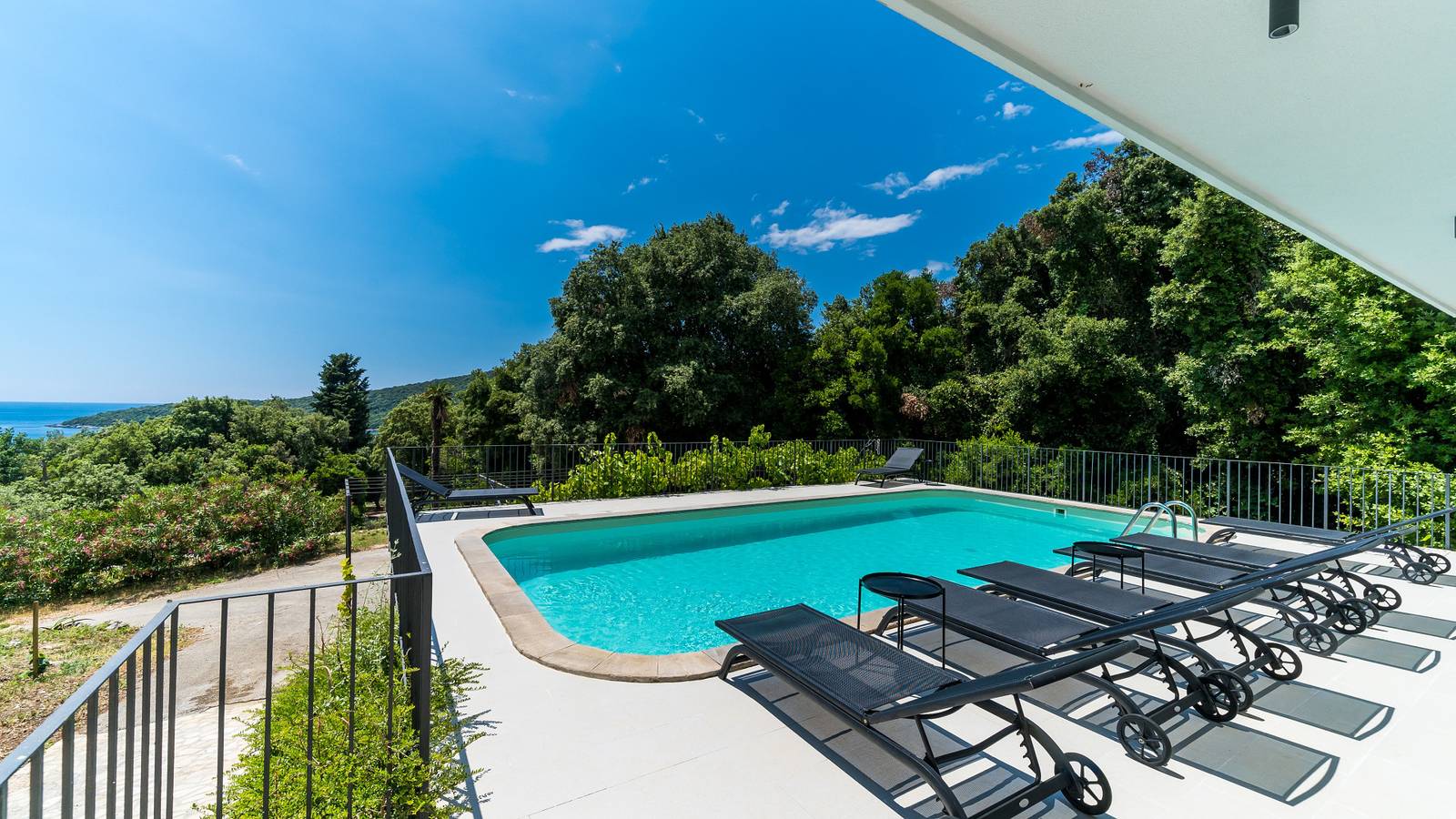 Villa Arborea by Villas Guide in Molunat, Dubrovnik-Neretva