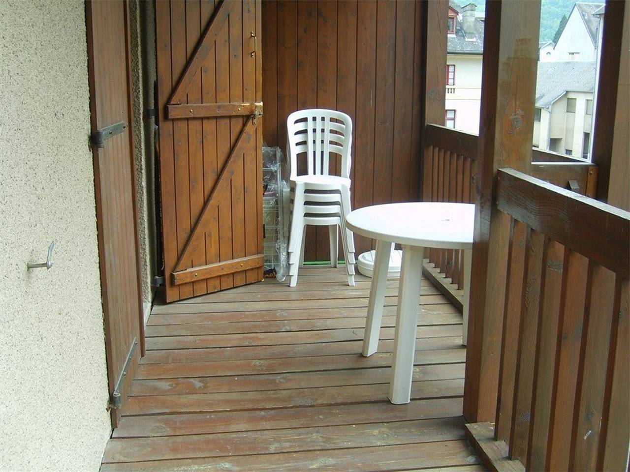 Appartement entier, Luchon T2 Centre Ville avec Balcon Sud et Parking - Animaux Admis in Luchon-Superbagnères, Bagnères-de-Luchon