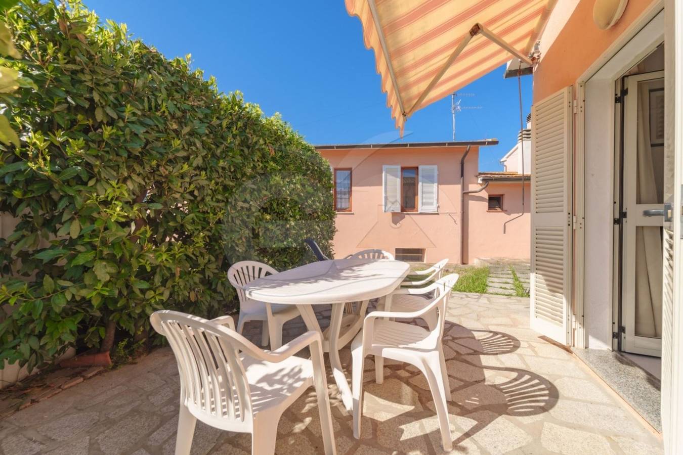 Ganze Wohnung, Michelina cottage with private parking space and outdoor space in Campo-Casa Michelina in La Pila, Elba