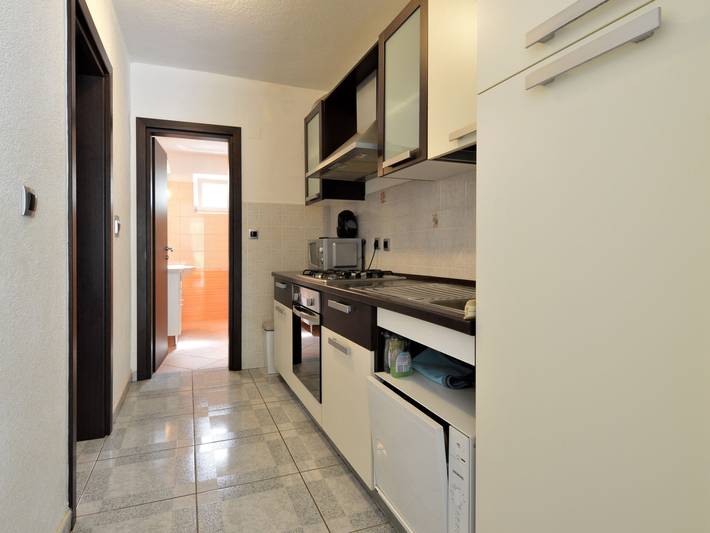 Gîte pour 4 personnes, avec terrasse, animaux acceptés à Tribunj - 4