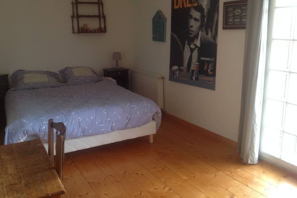 Beautiful Provencal mas 18/20 people ideal for large family or group of friends in Monteux, Vaucluse