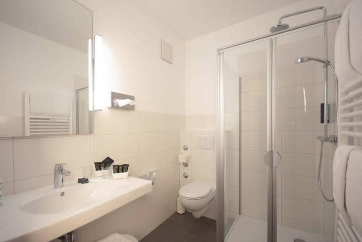 Hotel für 2 Personen, mit Terrasse und Garten sowie Sauna und Ausblick in Bad Homburg - 3
