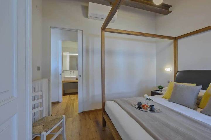Ganze Wohnung, Solatio · SoIatio - Incantevole con idromassaggio in centro in Greve In Chianti, Chianti