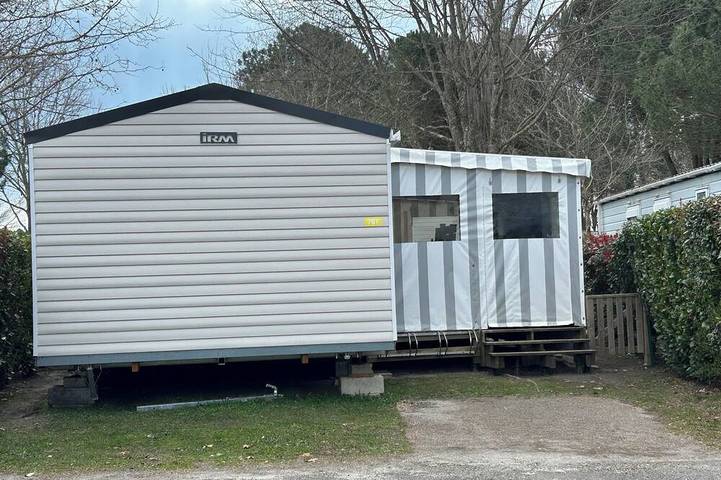 Maison de vacances pour 6 personnes, avec piscine à Gastes