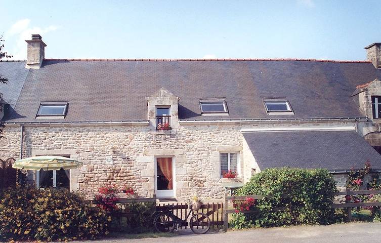Gîte pour 10 personnes, avec terrasse et jardin, animaux acceptés - 1