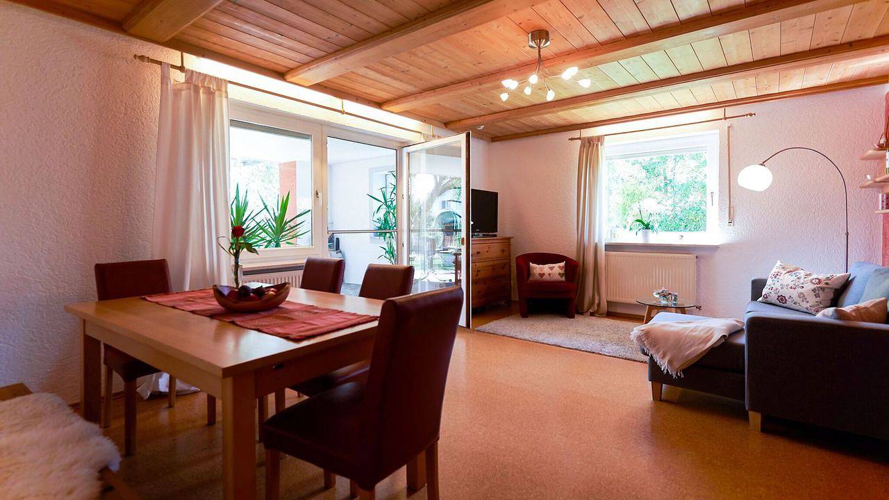 Ganze Ferienwohnung, Ferienwohnung für 5 Personen (90 m²) in Zandt in Zandt, Ostbayern