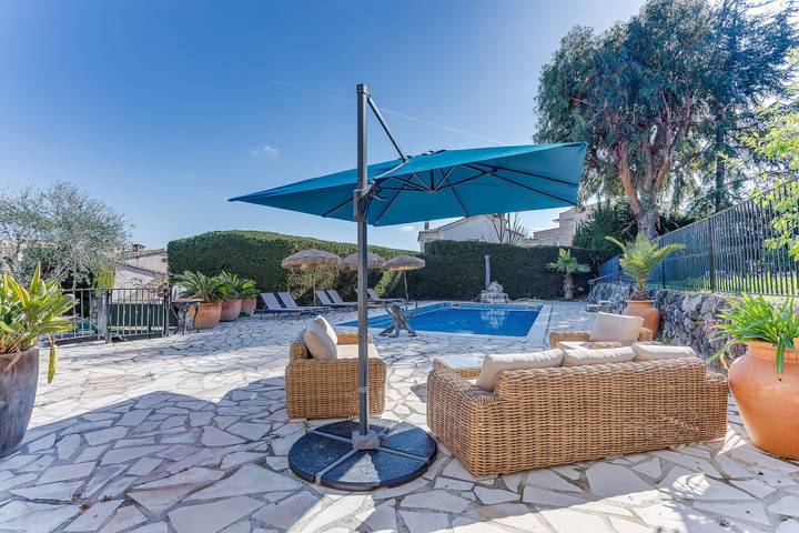 Ferienhaus für 11 Personen, mit Terrasse und Garten in Vence - 4