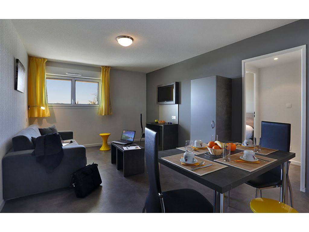 Appartement entier, Montpellier Le Terral 2P4 in Saint-Jean-de-Védas, Côte d'Améthyste