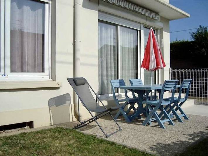 Location de vacances pour 2 personnes, avec Jacuzzi et Terrasse ainsi que Jardin et Sauna dans le Calvados
