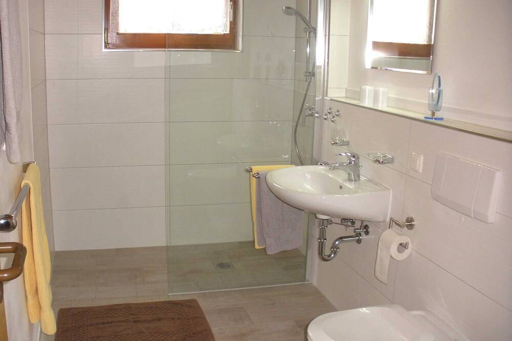 Ganze Wohnung, Ferienwohnung Himmelsbach - Ferienwohnung 74qm, 1 Schlafzimmer (Doppelbett), 1 in Schuttertal, Mittlerer Schwarzwald