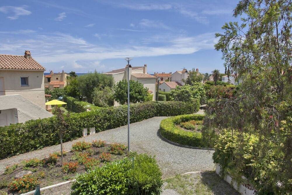 Geheel appartement, Marine De Bravone: 2 Begane grond, terras op 100 m van het strand in Marine de Bravone, Linguizzetta