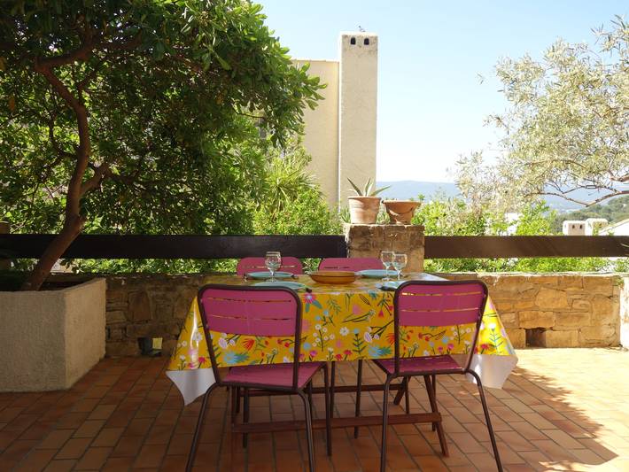 Ferienwohnung für 4 Personen, mit Terrasse in Provence-Alpes-Côte d'Azur - 2
