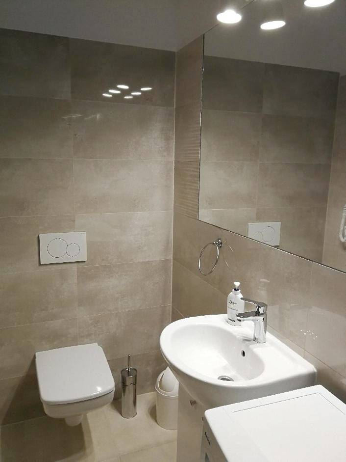 Cały apartament, Domek przy lesie in Oliwa, Gdańsk