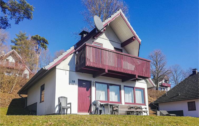 Ferienhaus für 6 Personen, mit Garten und Seeblick sowie Terrasse und Sauna in Hessen - 2