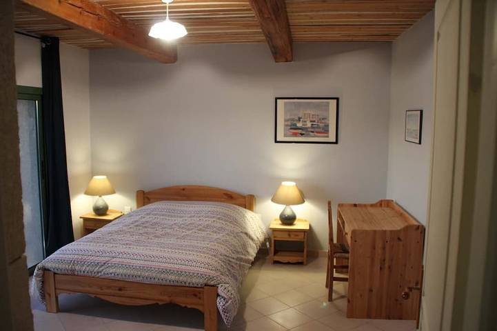 Location de vacances pour 4 personnes, avec terrasse et jardin, animaux acceptés à Forcalquier - 2